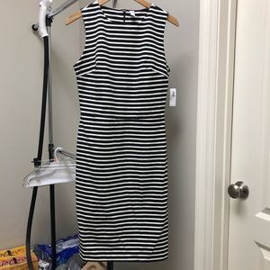 Black and White Old Navy Shift Dress